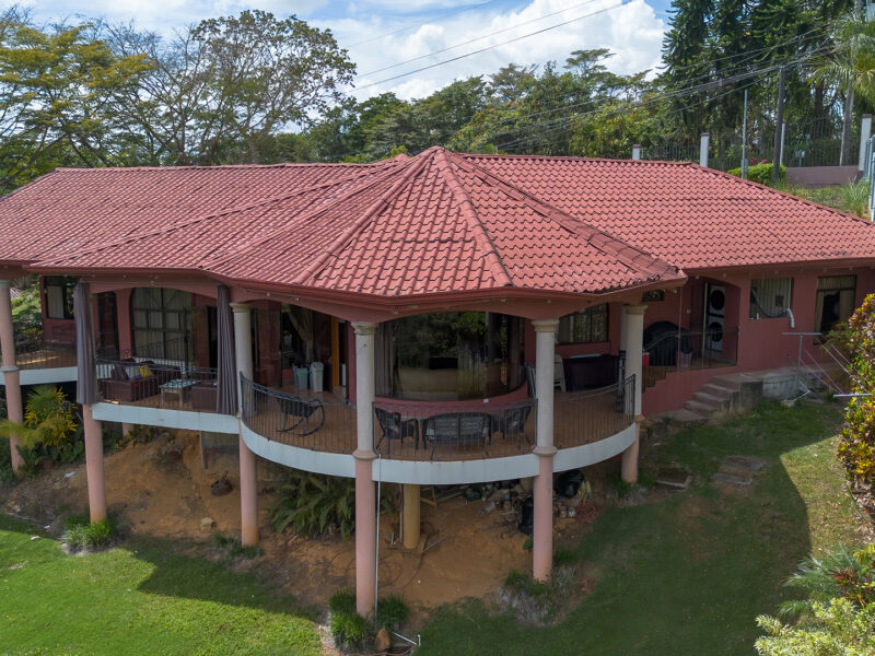 Casa colonial-mediterránea de 5 habitaciones en La Bonita de Rivas